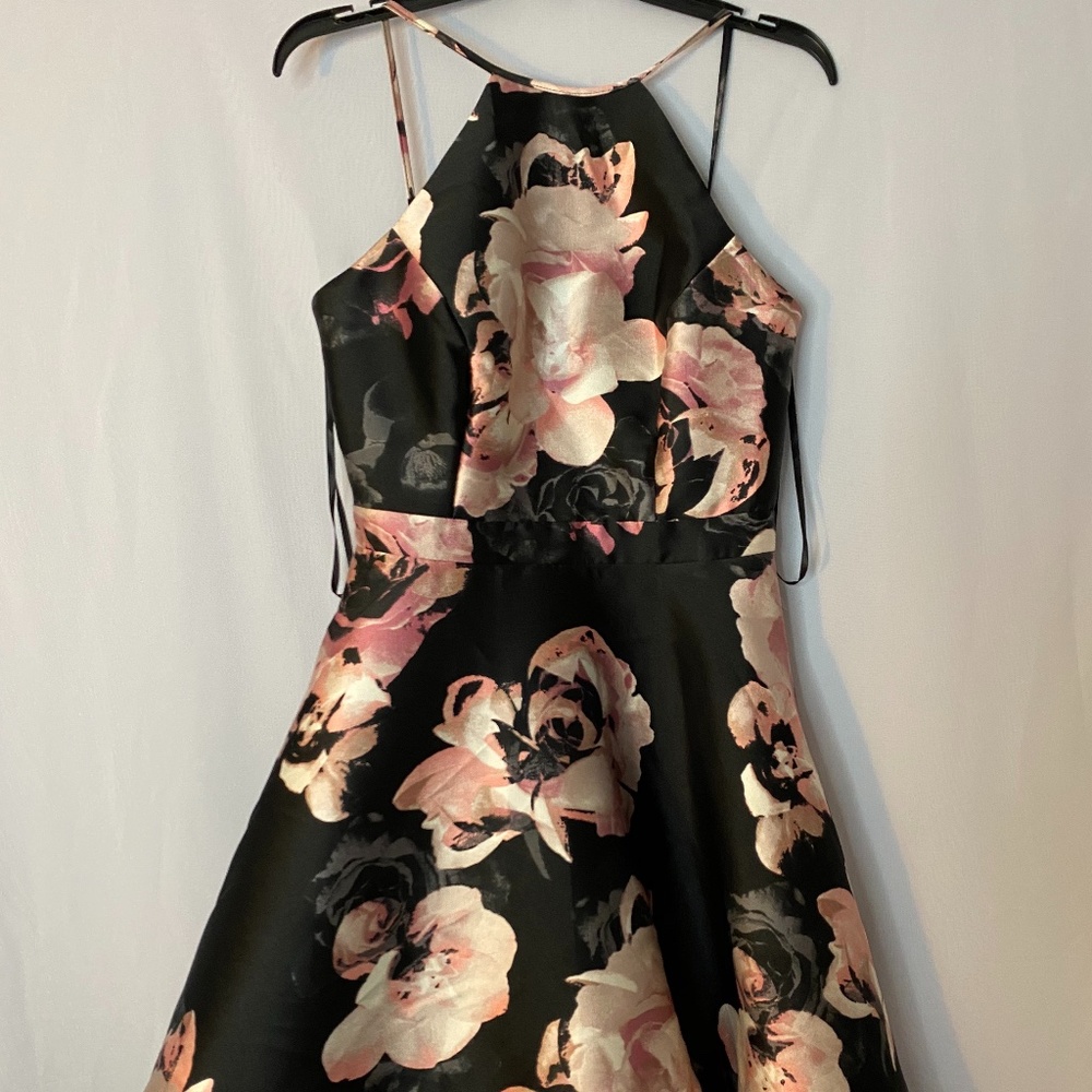 Cocktail Dress - Picture 2 of 4